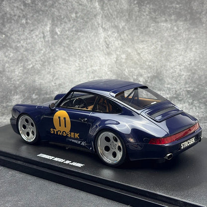 1:18 Porsche 911 STROSEK MEGA 30