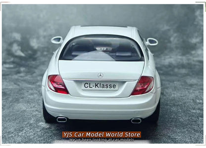 1:18 BMW M3 GTR (E46)