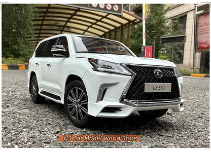 1:18 Lexus LX570