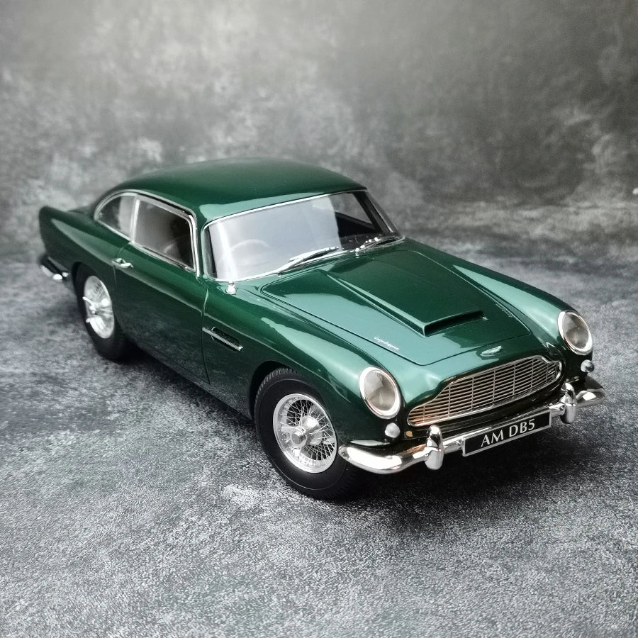 1:18 Aston Martin DB5