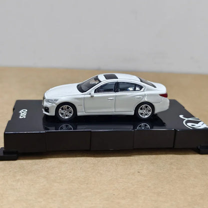 1:64 Infiniti Q50S Coupe