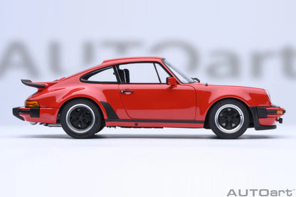 1:18 Porsche 911 Turbo 3.0 (930)