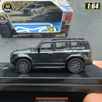 1:64 Land Cruiser LC250 2025