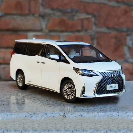1:18 Lexus LM300H Commercial