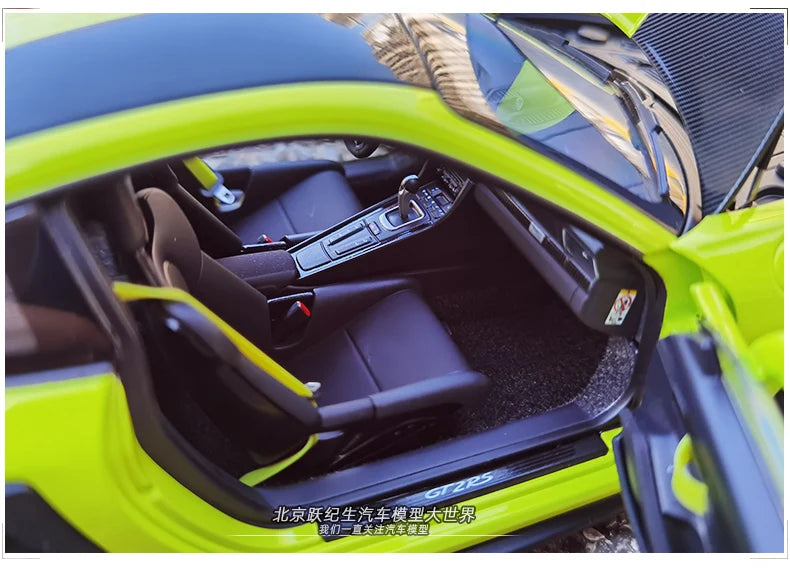 1:18 Porsche 911 (911.2) GT2 RS