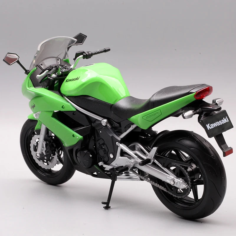 1:10 Kawasaki Ninja 650R