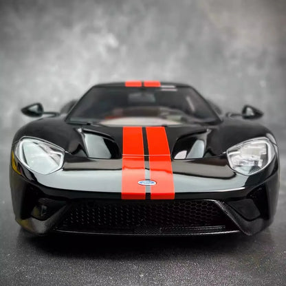 1:18  FORD GT 2017