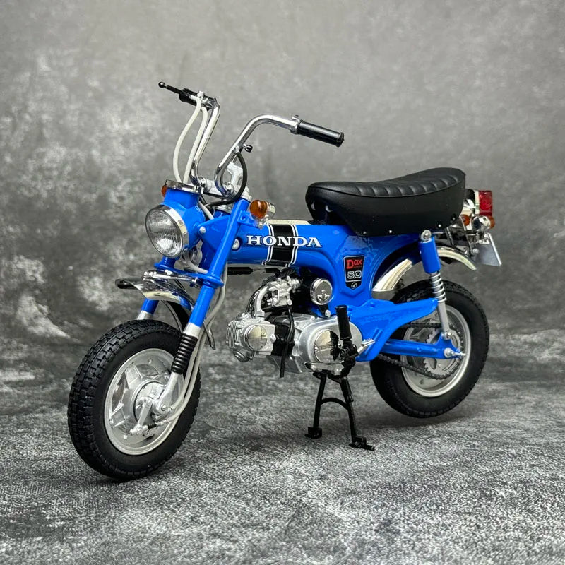 1:10 HONDA DAX Giraffe ST50 (1969)