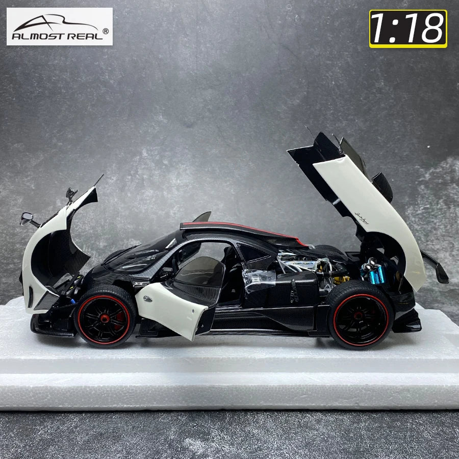 1:18 Pagani Zonda Cinque Coupe 2009