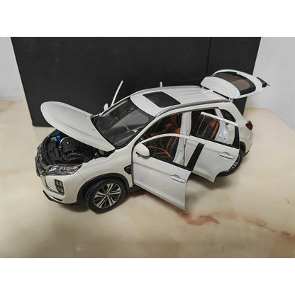 1:18 Mitsubishi Pajero ASX 2020