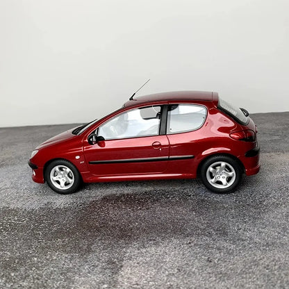 1:18  206 S16 1999 Resin Vintage