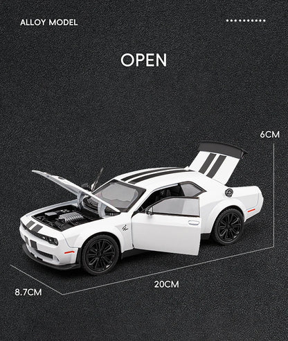 1:24 Dodge Challenger SRT Hellcat