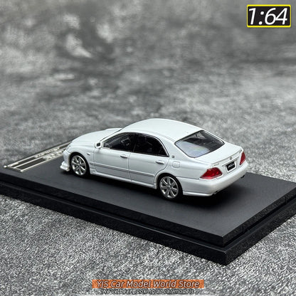 1:64 Toyota Crown 12th generation