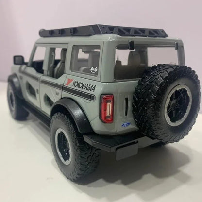 1:24 Ford Bronco 2021