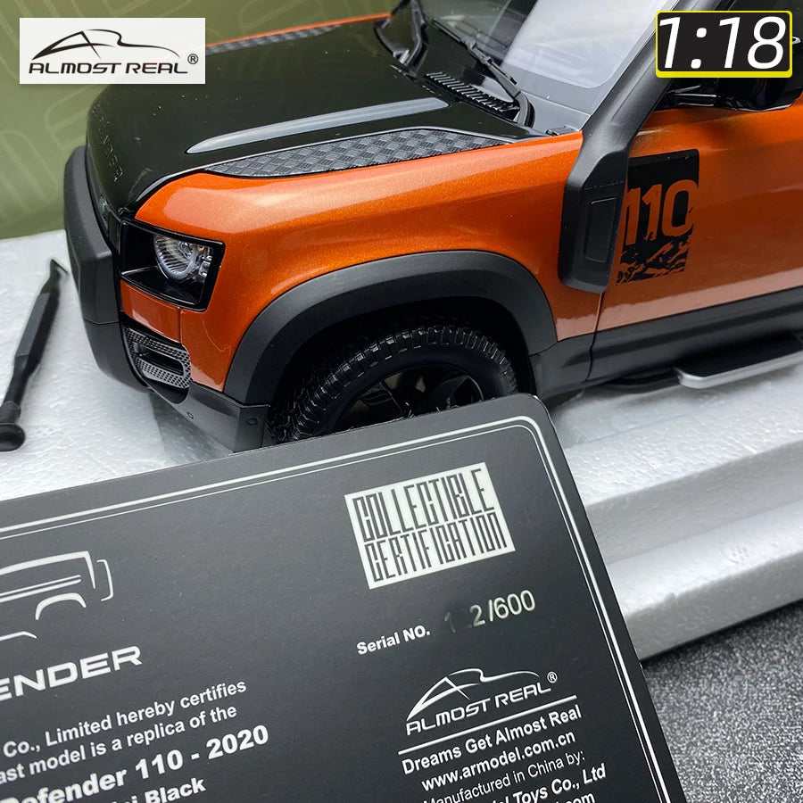 1:18 Land Rover Defender 110 Special Edition 2020