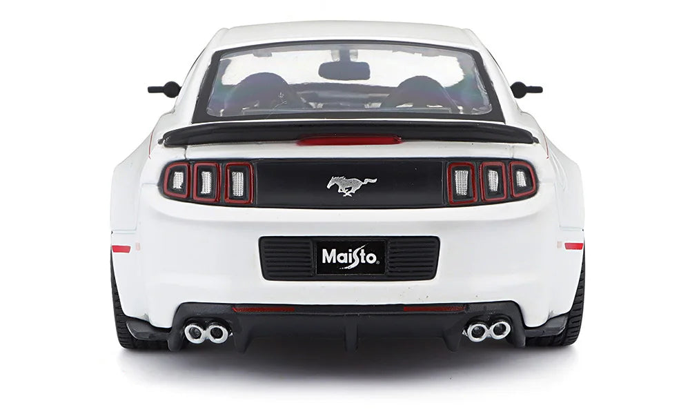 1:24 2014 Ford Mustang Street Racer