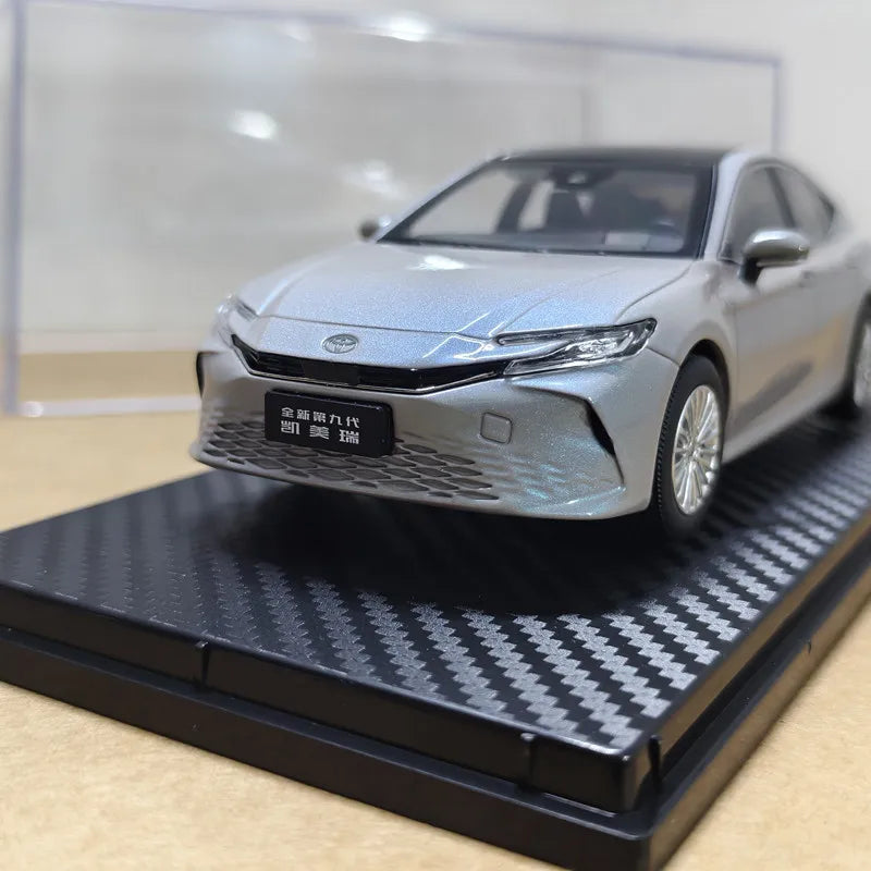 1:30 Toyota Camry LE XSE XV80 Coupe