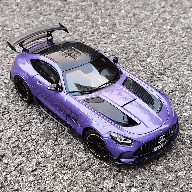 1:18 Mercedes-Benz AMG GT C190 2021