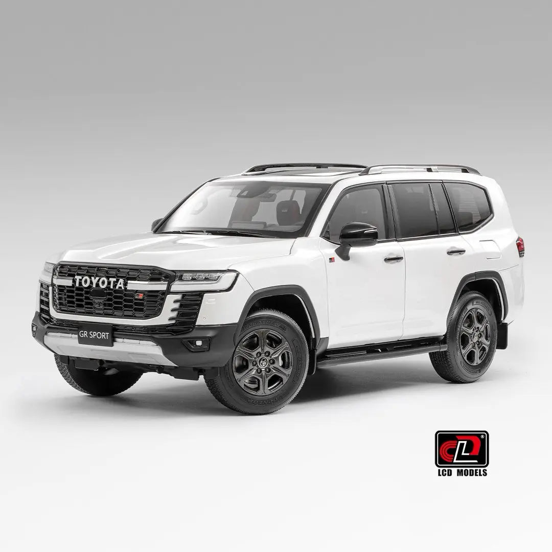 1:18 Toyota Land Cruiser 300-GR Sport
