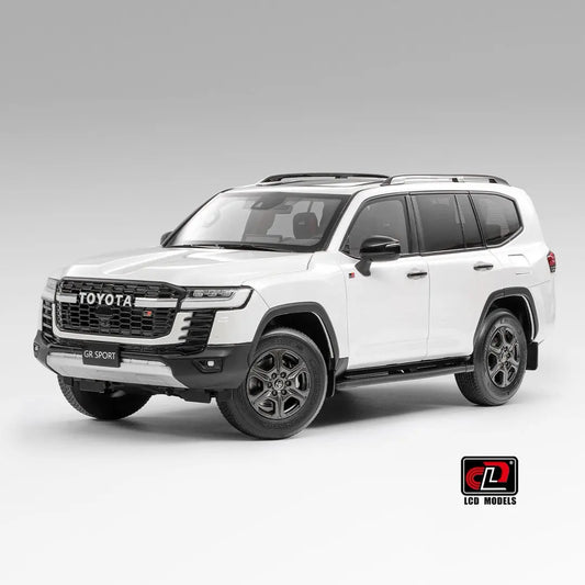 1:18 Toyota Land Cruiser 300-GR Sport