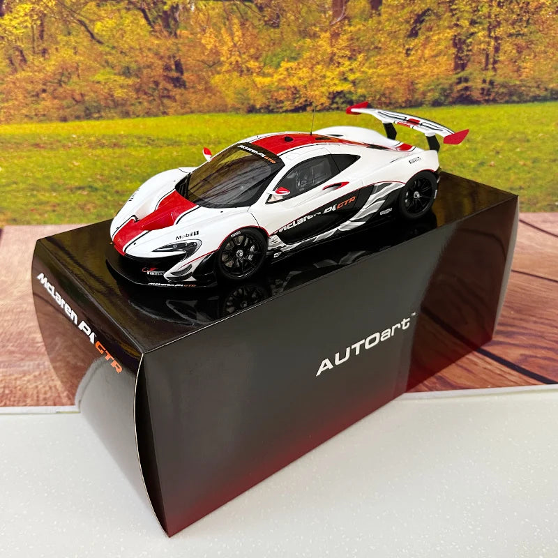 1:18 MCLAREN P1 GTR Racing Car