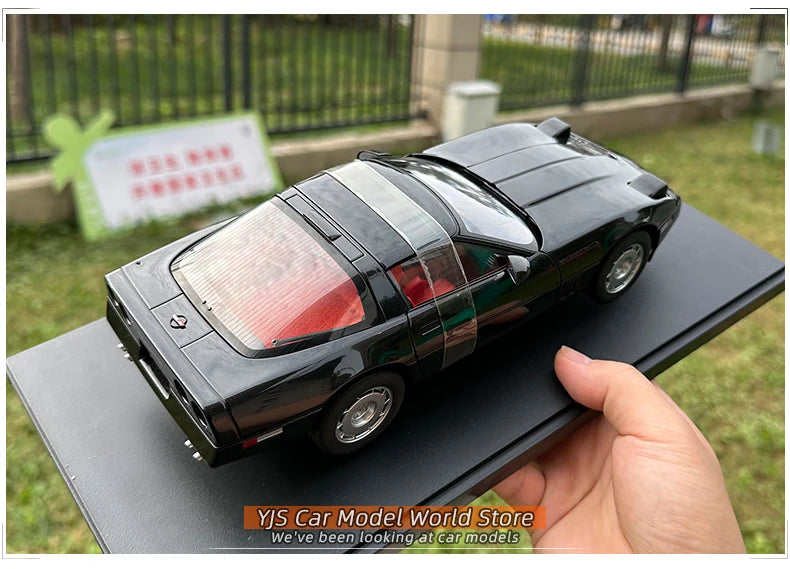 1:18  Chevrolet Corvette C4 1986