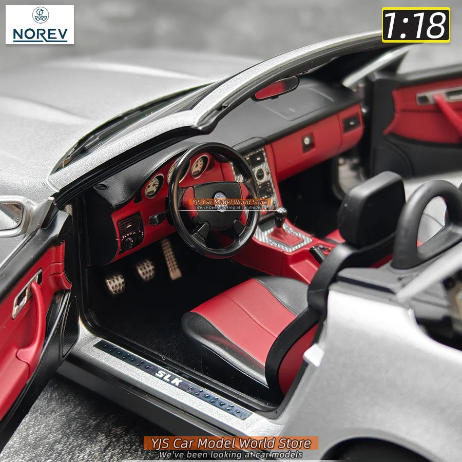 1:18 Mercedes-Benz SLK 1996