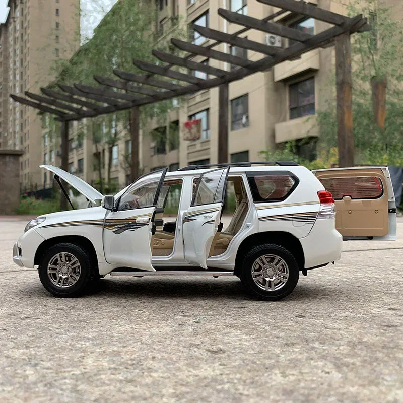 1:18 Land Cruiser Prado