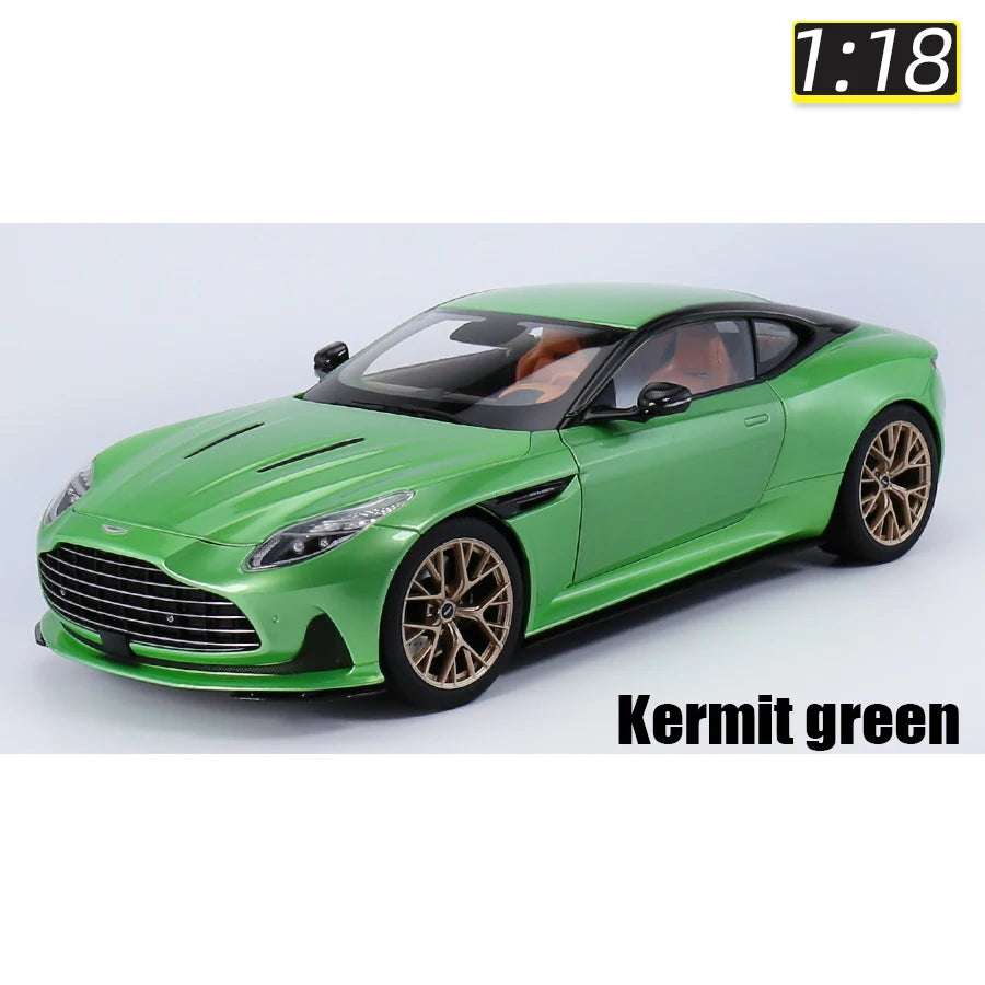 1:18 Aston Martin DB12