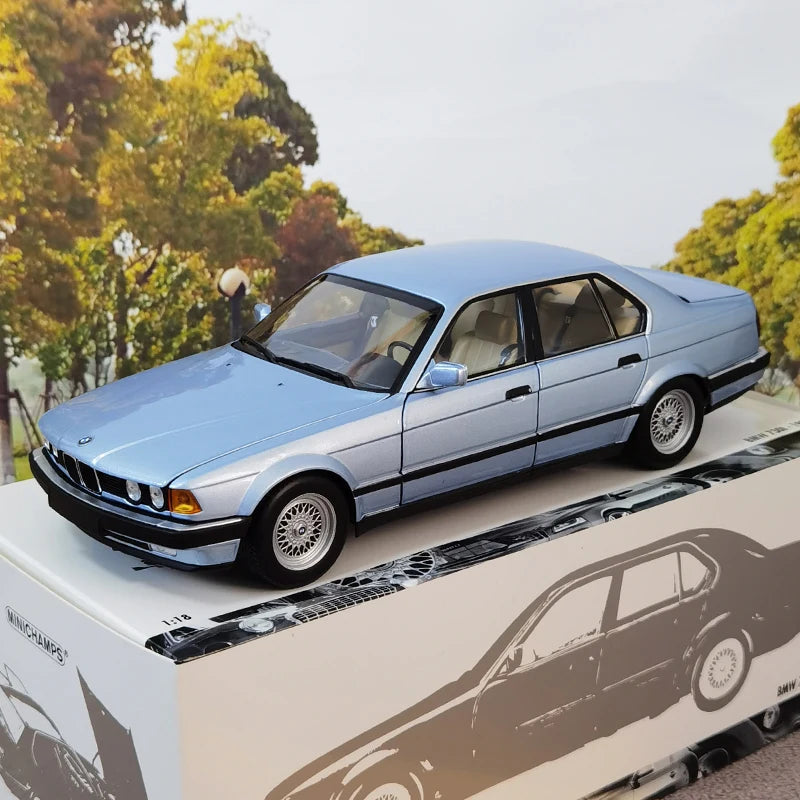 1:18 BMW 730i E32 1986