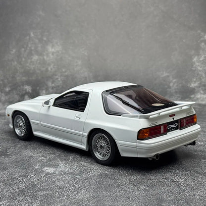 1:18 Mazda RX7 FC3S 1989