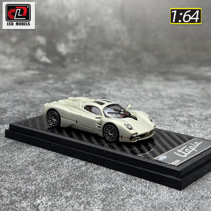 1:64 Pagani Utopia
