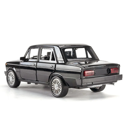 1:18 Lada 2107
