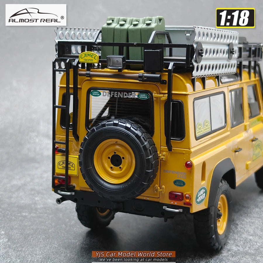 1:18 Land Rover Defender 110 "Camel Trophy" Unité de soutien Sabah-Malaisie 1993