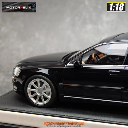 1:18 Audi A8 W12 2008
