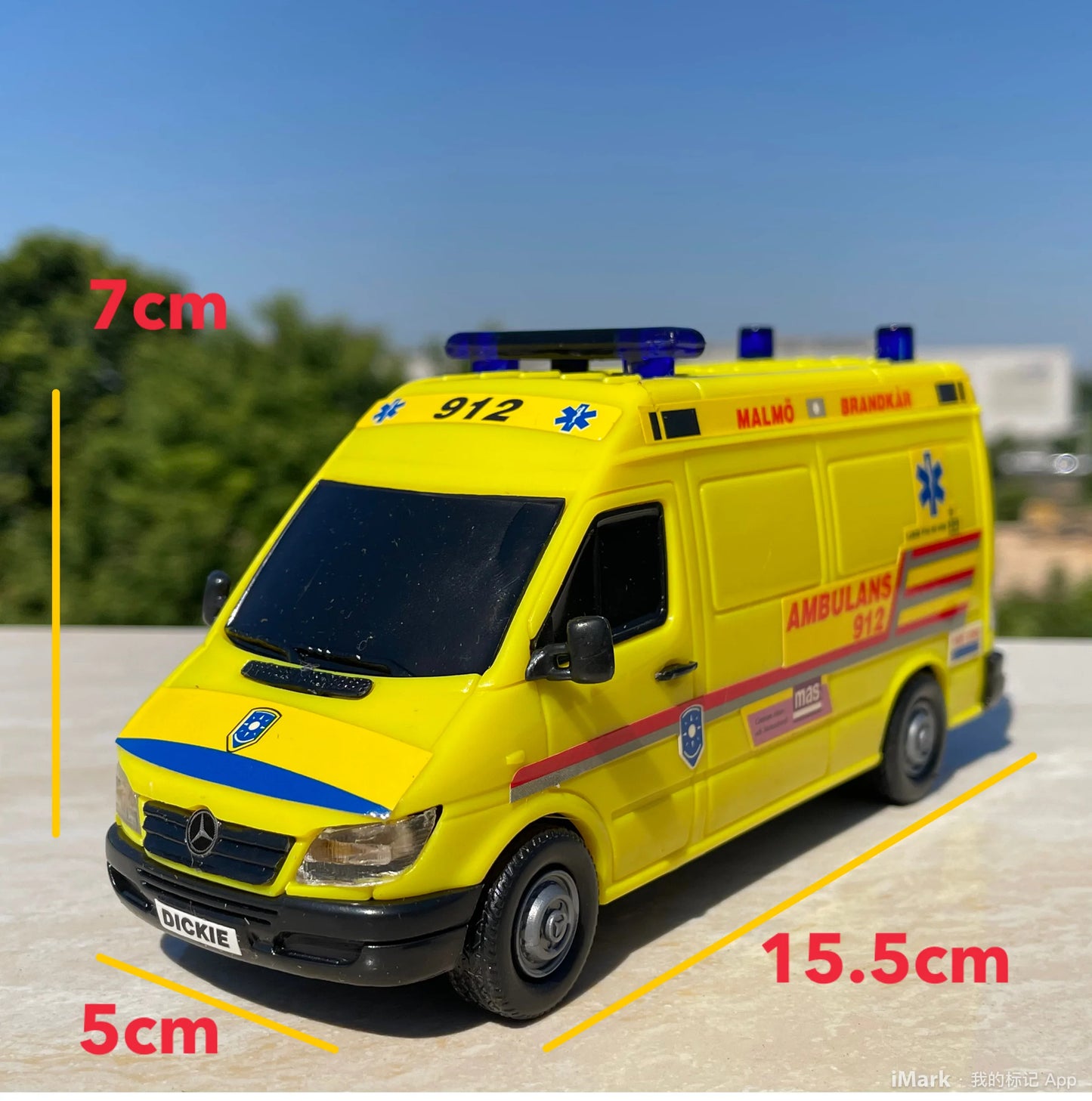 1:32 Mercedes-benz Ambulance