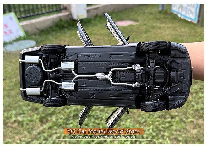 1:18 Lexus LS400