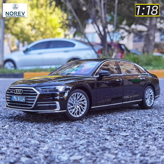 1:18 Audi A8L 2017