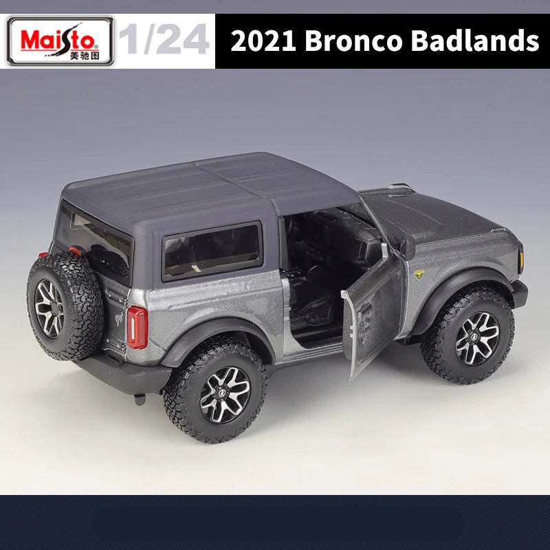 1:24 Ford Bronco Badlands 2021