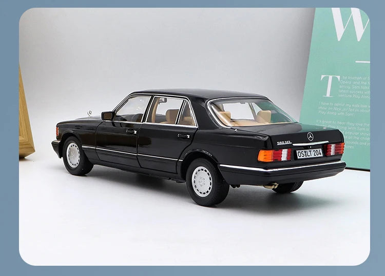1:18 Mercedes-Benz S560 W126
