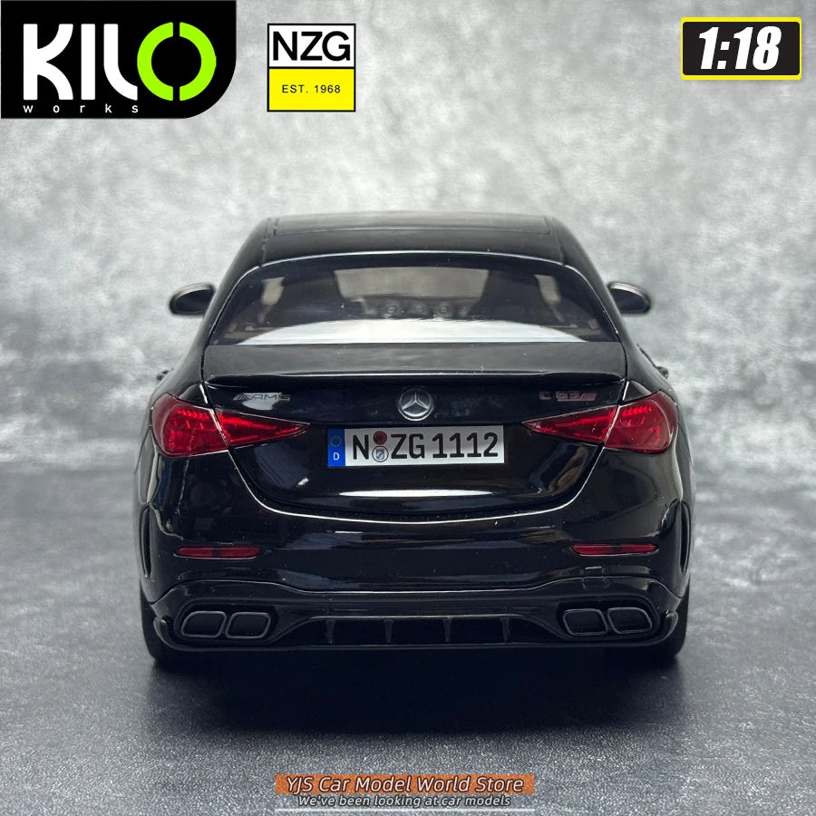 1:18 Mercedes-Benz C63