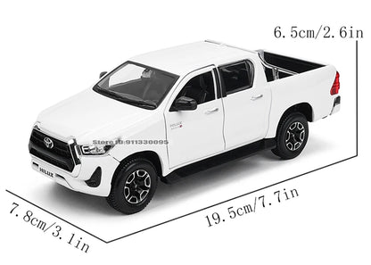 1:27 Toyota Hilux