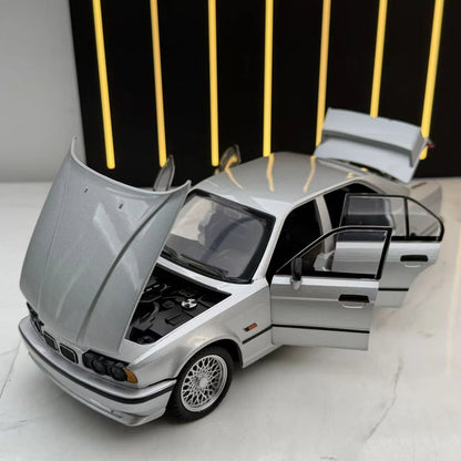 1:24 BMW M5