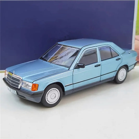 1:24 Mercedes-Benz 190 E 2.6