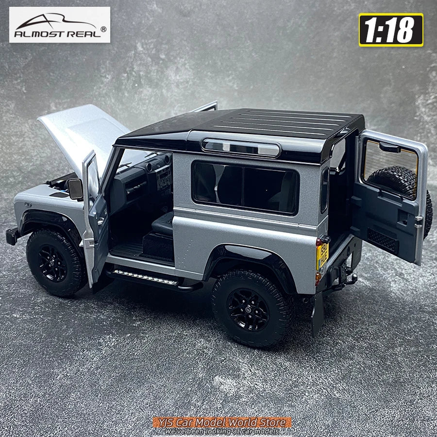 Land Rover Defender 90 "2,000,000" édition 2015 à l'échelle 1:18