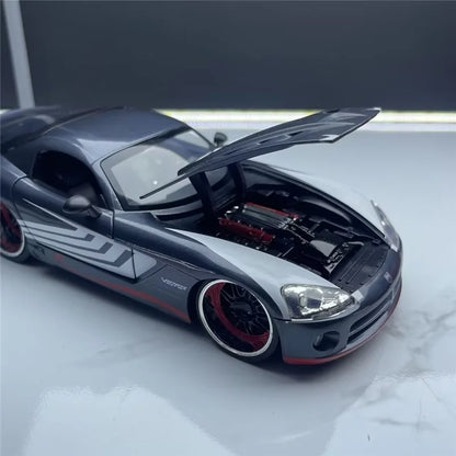 1:24 Dodge Viper SRT Hellcat