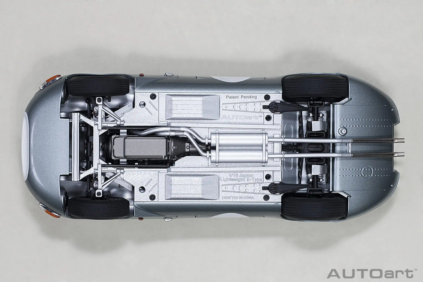 1:18 Jaguar Lightweight E-Type