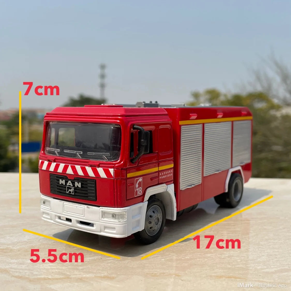1:43 Man Fire Truck