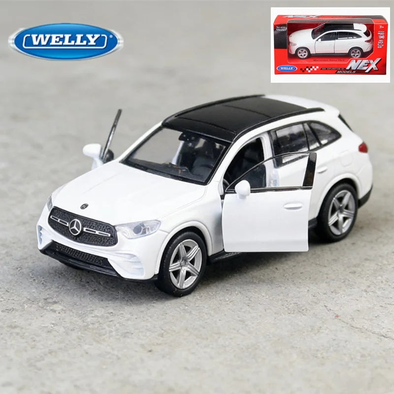 1:36 Mercedes-Benz GLC