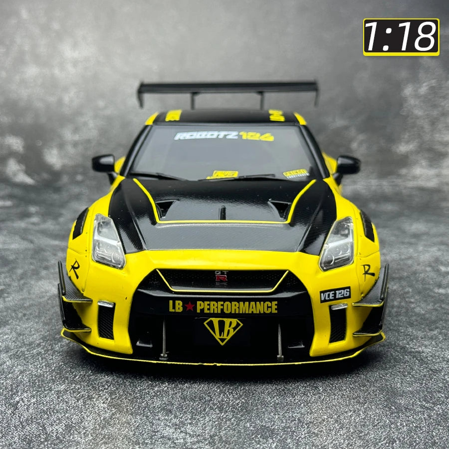 1:18 NISSAN GT-R (R35) LB TYPE 2